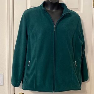Karen Scott dark green fleece
